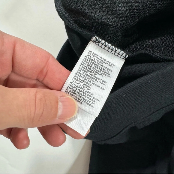 The North Face Womens Drawstring Sweat Shorts Black - Picture 5 of 8